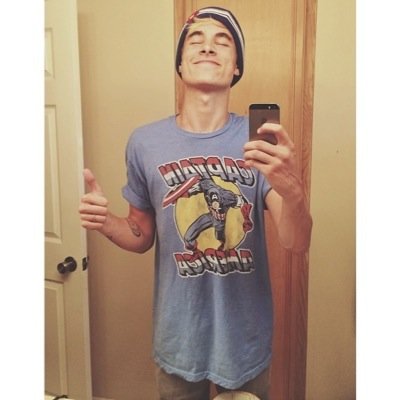 Hai biatches. Taken. @Prcblcm is mah beautiful girlfriend that I am hopelessly in love with. Don't. Touch. Her.