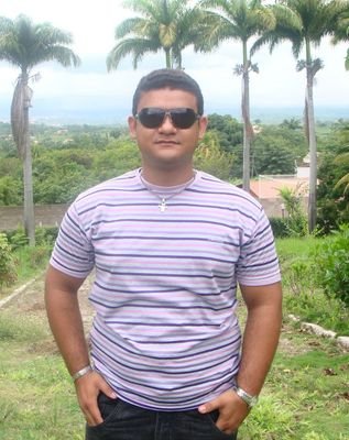 Bacharelando em Direito e Agente de Pastoral na Paróquia N. S. da Guia - Catedral de Patos.