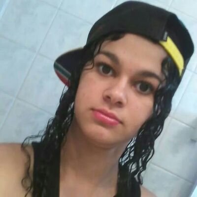 Nasci pra ser feliz e não perfeita ! :)