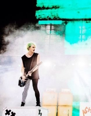 if you like me, i probably like you more. i play in a band, so do other people in my band. | HRPS
