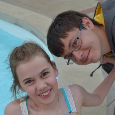 amacphoto77's profile picture. 