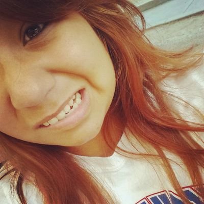 Selena_Is_Loved's profile picture. dont let the pain get the best of you just look up a d smile