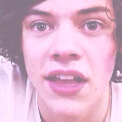 Please follow @ifluover1d she really wants to get to her 4k goal..