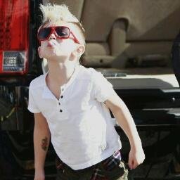 |6 year old son of @_LKculitz and @DevilishAllure. Younger brother to @SophiaxKendra. Older brother of Jax and Lila. | I love my moms.