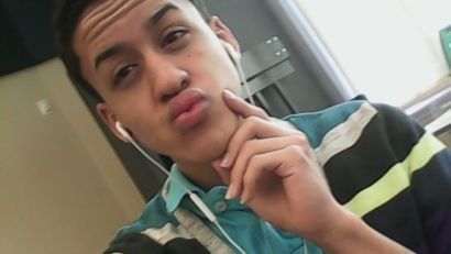 k. so let me put this in simple words for you . I'm ray-ray I'm 17 years old going to be 18 September 3rd.. Also I'm gay for those who don't know me lol