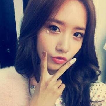 Yoona ❤ || Chi-Eng subber and translator (sometimes Kor-Eng) || If you followed me for Joy subs/tweets before, my new acct:  https://t.co/8QtBuvoFPN