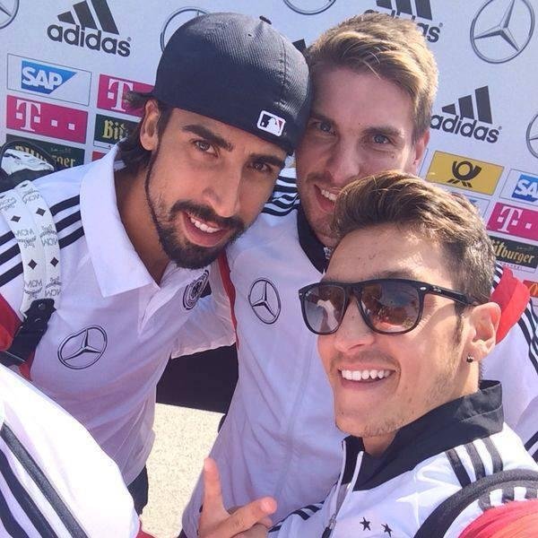 wicakson_98's profile picture. 