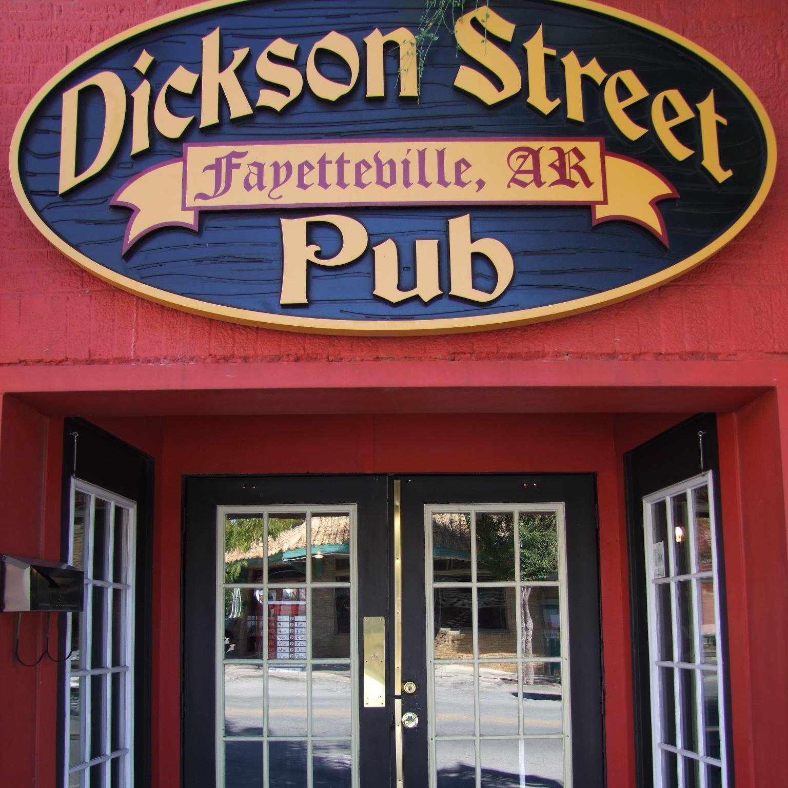 Dickson Street Pub