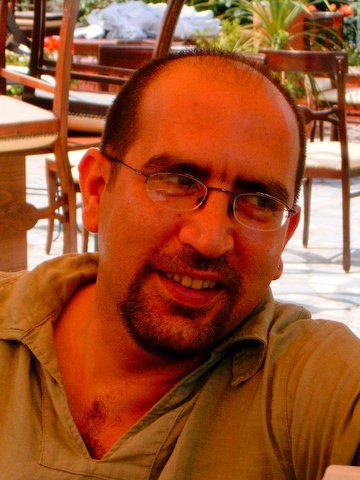 ahmetemre1972's profile picture. http://t.co/Sp2xW0UePF