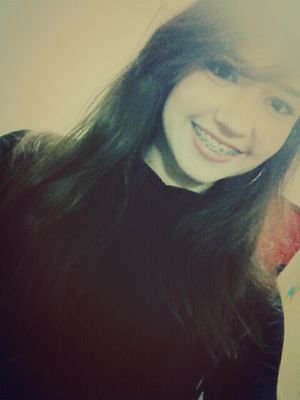 Como diria Clarice Lispector: Recuso-me a ficar triste.
http://t.co/SpA9BYdqmO