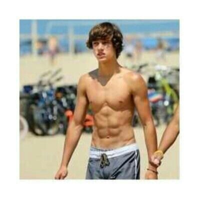 cotneygirl15's profile picture. I'm single!! I'm a female .... I play softball, football,&volleyball