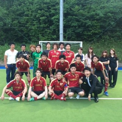 帝塚山大学公認サークル/帝塚山FC/TFC/毎週月曜日16時半〜/帝塚山大学東生駒キャンパス体育館/練習試合大歓迎/毎月末の月曜日飲み会