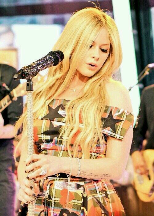 Rp of Avril Ramona Lavigne #westernfams.