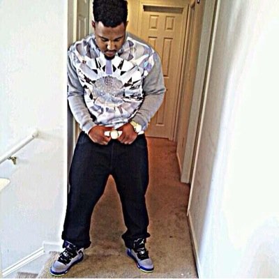 #TeamSteelers #TeamGemini #TeamLeBron #TeamDuke #TeamCrimsonTide...cool laid back person that like to have a good time only get 1 life 803✈️704