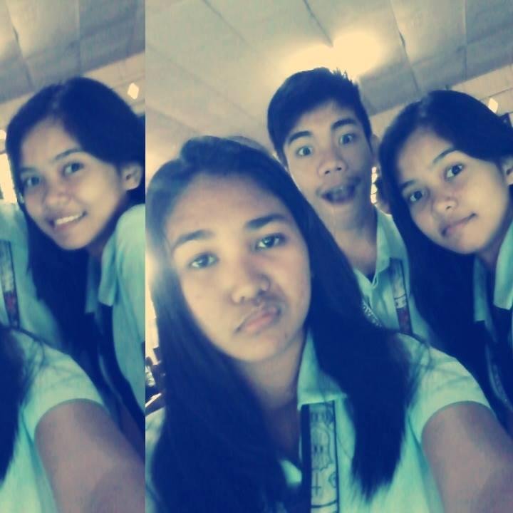 HS:Madeleine Academy
#Simple Girl :) #Han Sang Ri .. #LoveWithoutConditions 
Frm. Binalbagan Catholic College to
Riverside College
BS- Radiologic Technology