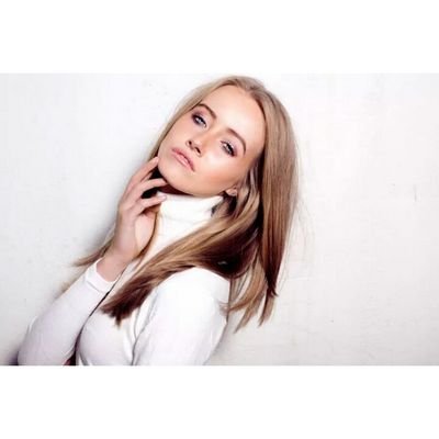 AneStrydom374's profile picture. 18 ✌
IG: @anestrydomx