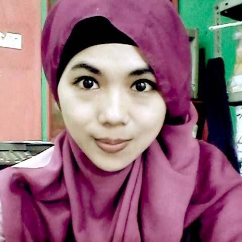 Ellycichuwit's profile picture. biasa banget