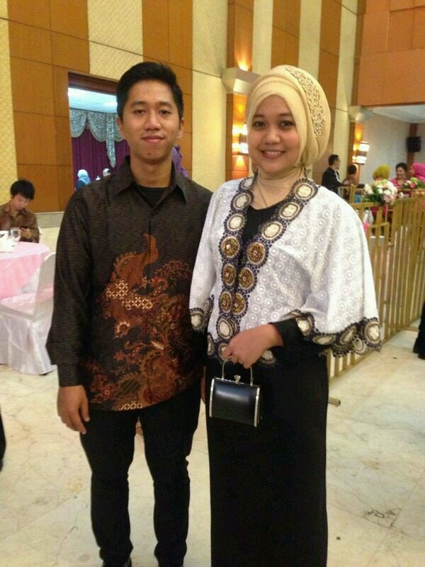 Muslim | Accounting FEUI 2009 | Management Trainee Standard Chartered Bank 2013
