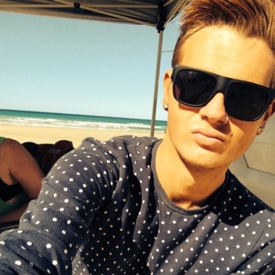 Hey, Im Zac hit the Follow Button Also add me on instagram @zac_kunze Im from Queensland Australia