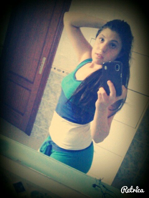 ToricesTovar's profile picture. me encantaa los tatuajes el reggeton swan y mucho mas artista favorito india martinez color favorito el morado