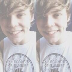 follow @funxhoran or i unfollow :-) have nice day ily