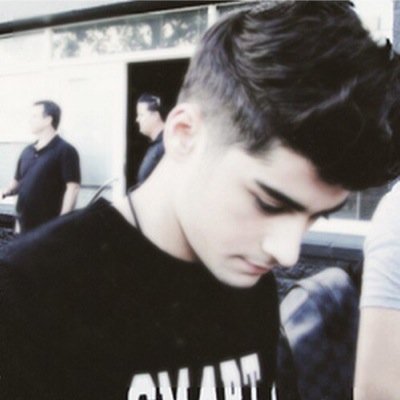 Hello, this a free follow from @Larrymotion_ go follow her pls