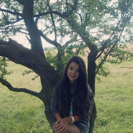 Yulia5431's profile picture. 