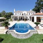 All information about your celebs houses!