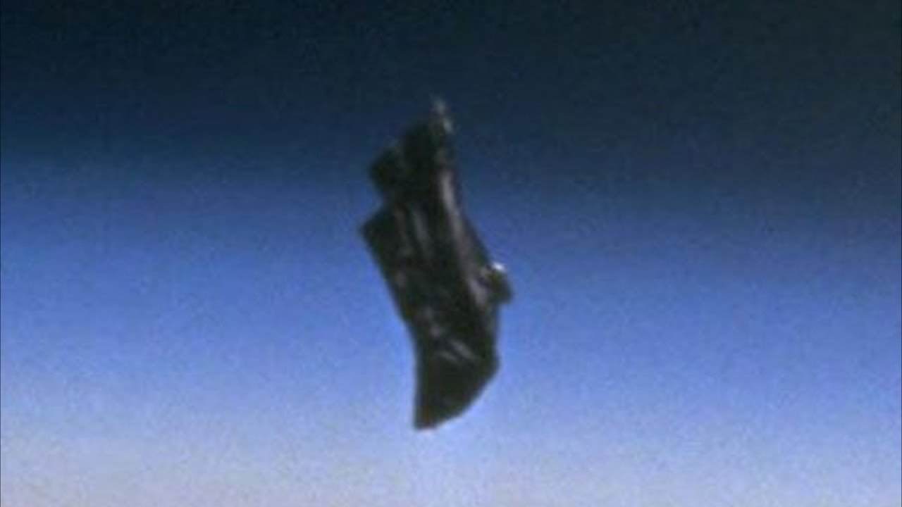People this community is for all those people around the world who want to know about the UFO's....you may or may not believe in their existence...........