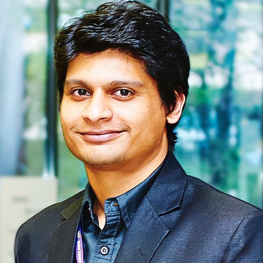 Creative, confident, and highly motivated marketing professional, with background in Management, Computers & Engineering.
