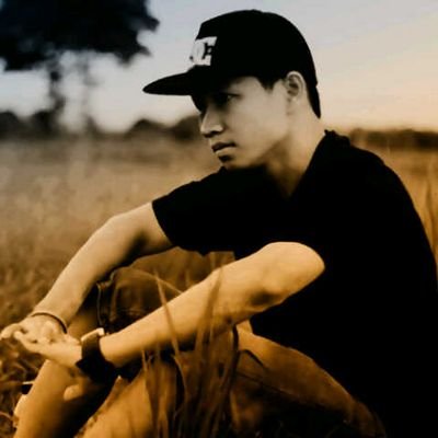 KimcilIwan's profile picture. Waja Sampai Kaputing