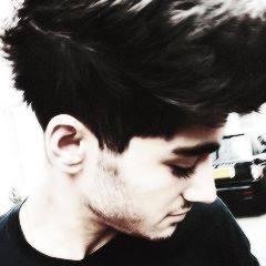 «I never had the words to say. But now I'm asking you to stay...»