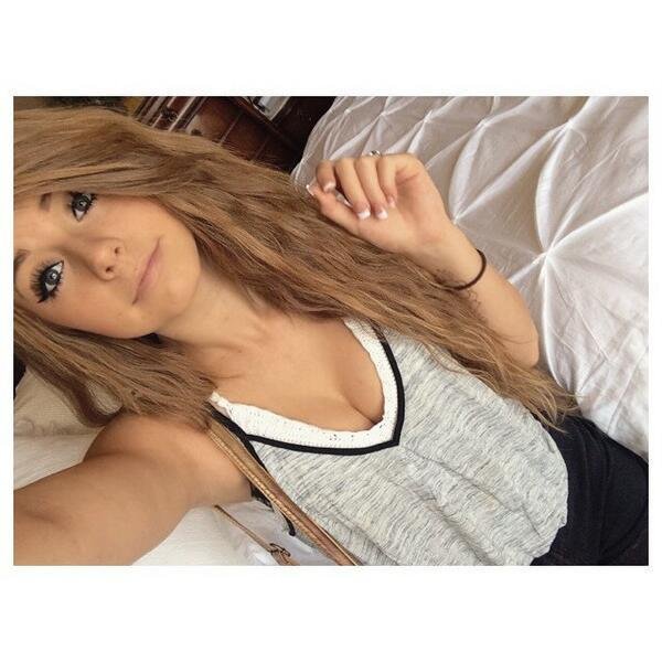 Bishes everywhere x //rp//