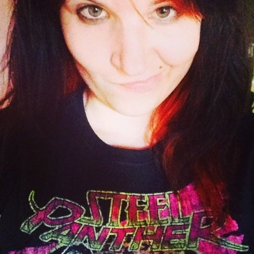 Just a simple Perth gal, administrator for Rio Tinto, I like cute things and neon colours. Occasionally I like to rant, but not too often.