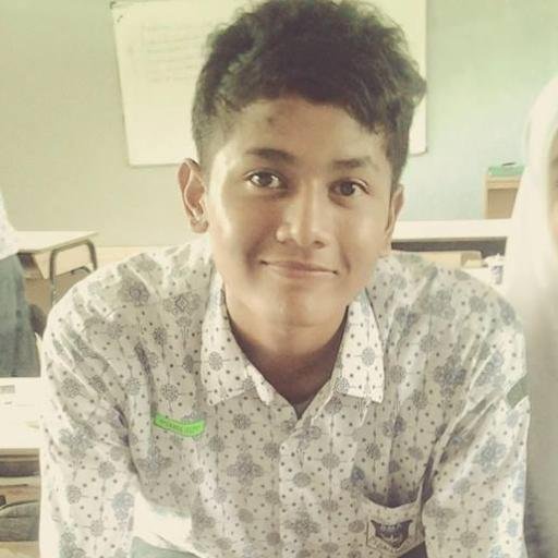 18-12-1998/sman 4 banda aceh. di follow aja dlu mana tau bisa jadi temen
