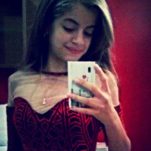 Nαo importα o quє єu diigα,
Vocє irα vαlorizαr pєlo quє vê,
julgαr pєlo quє ouviu
e opinαr pєlo quє conhєcєu (!)