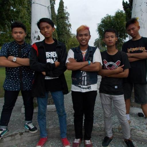 WE ARE MELODIC PUNK !
