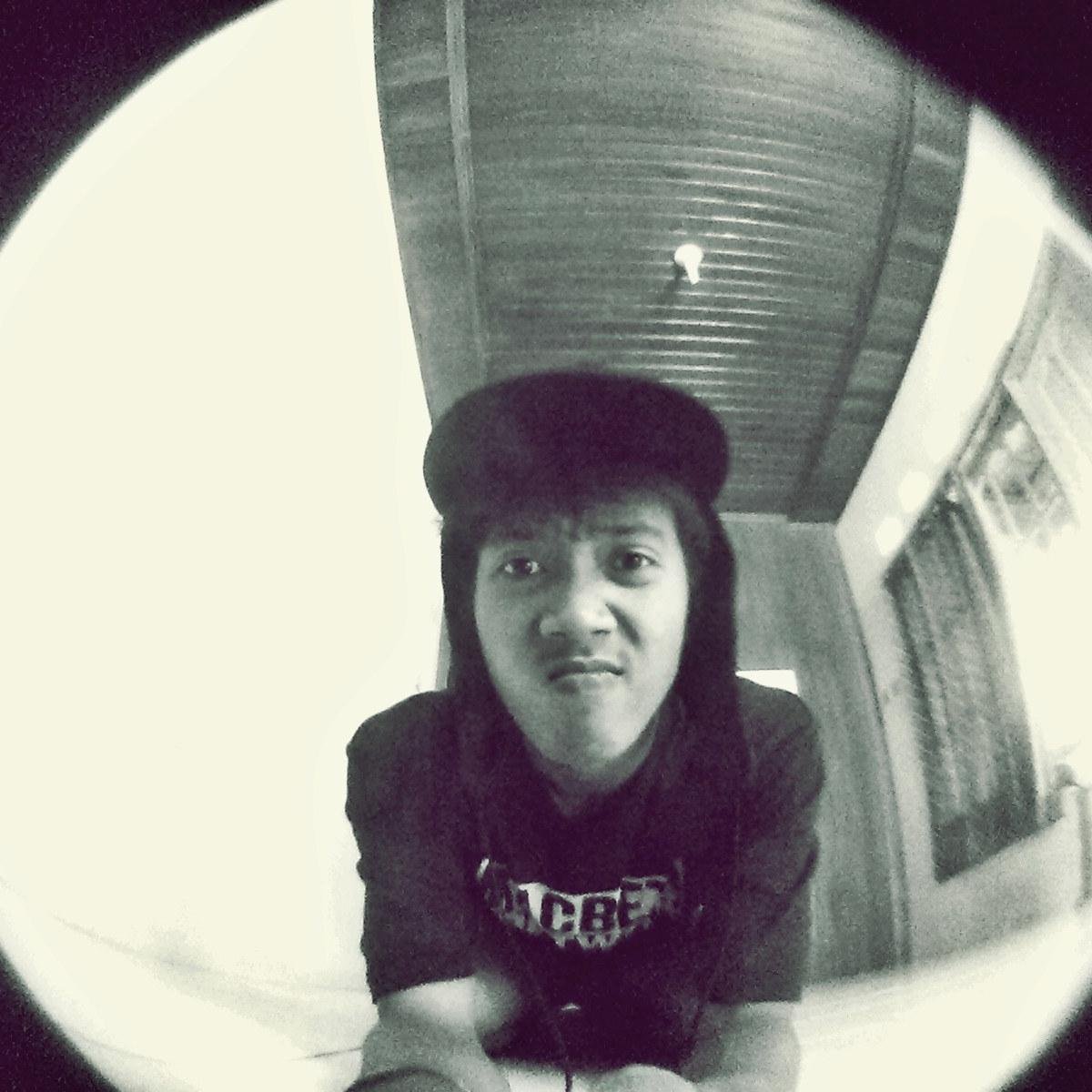 Me, you and distance is one solid team that will bring all of this to one beautiful story ☺♥ erista&ery
