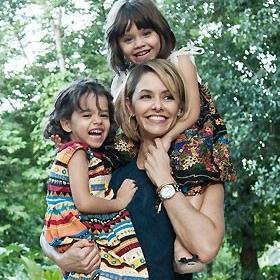 ImagineRinaldi's profile picture. Enquanto as pessoas tentam definir o amor com palavras complicadas, eu continuo o definindo dizendo apenas seu nome Bianca ♥ (26/05/2011)