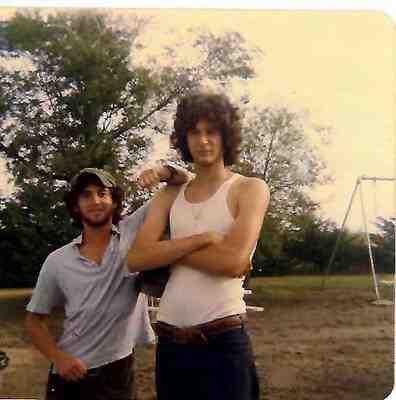 jesustwinz's profile picture. #Stern fanz or gtfo