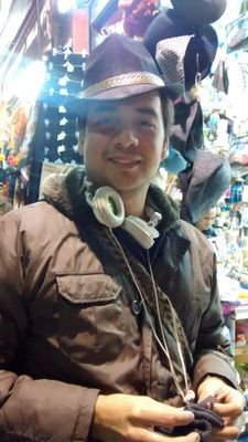 emantho's profile picture. 