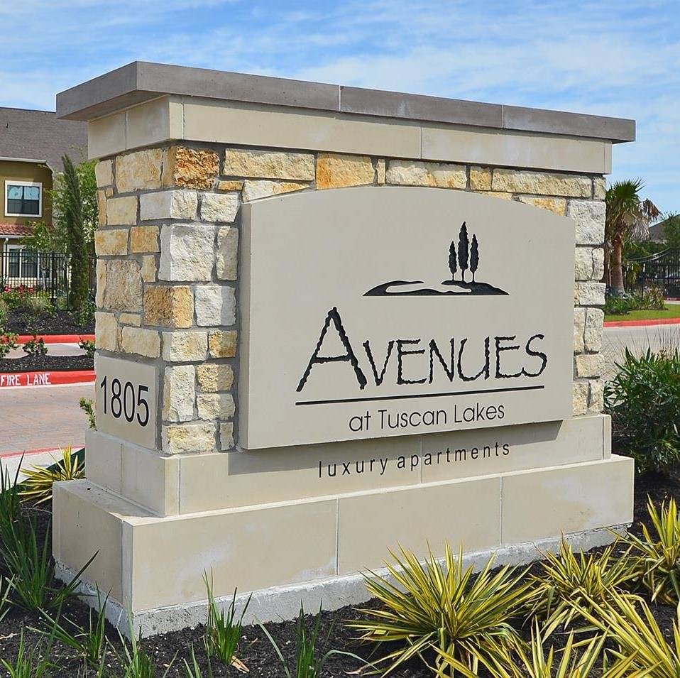 Avenues at Tuscan Lakes offers the best in luxurious living, giving the perfect balance in modern apartment home sophistication, & convenience