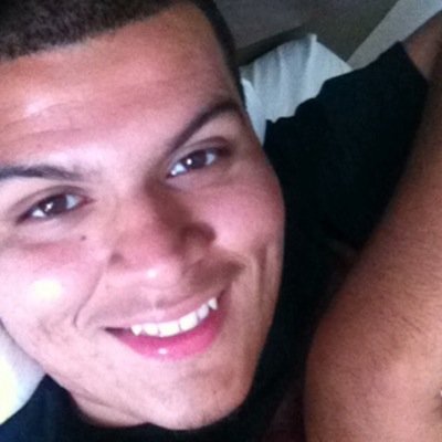 Sm0knpoipz's profile picture. 