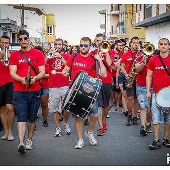 latrilet's profile picture. De poble en poble fent disfrutar de la música. 667644929