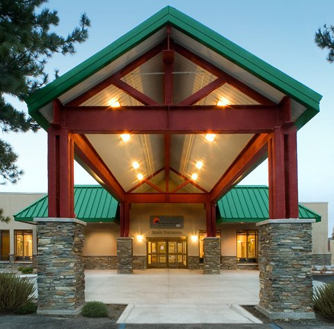 Mammoth Hospital provides high quality health care to the residents and visitors of the Eastern Sierra.
