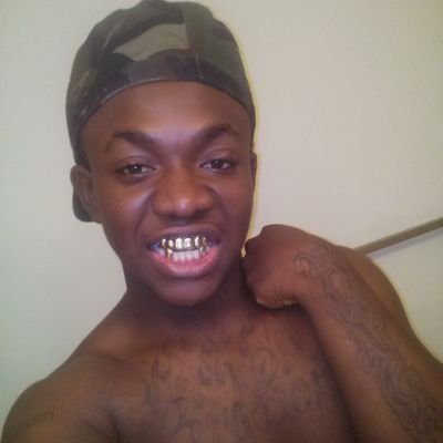I LOVE GETN MONEY & I LOVE MAKN MUSIC DIS MY LIFE UNDERSTAND MEH THE NEXT YOUNG NIGGA UP NEXT