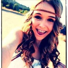 Arieana is my bestfriend!!