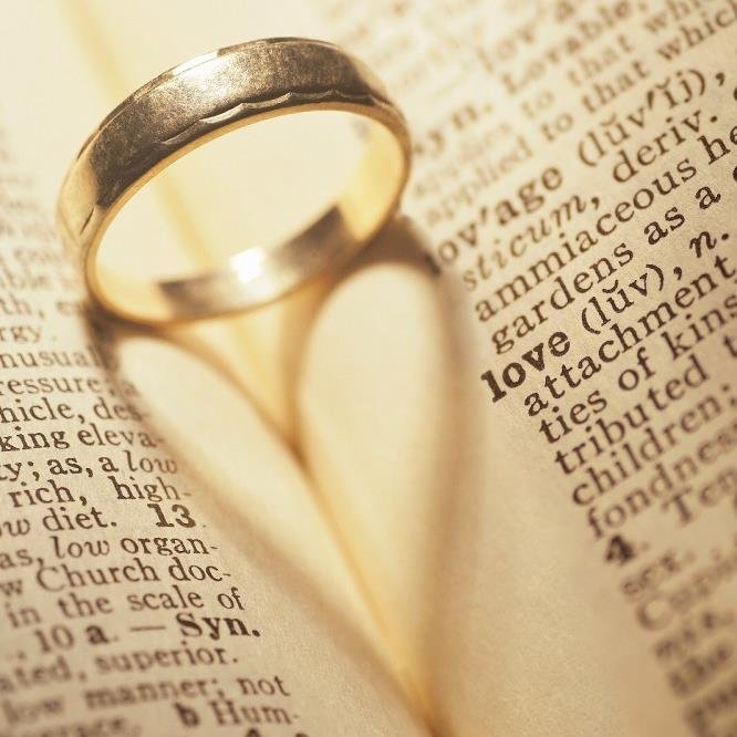 SelectAUeiryrgu's profile picture. Love Marriageでは沢山の読者様が幸せなご結婚ができるように、素敵なセンスをお伝えして参ります。１度でも２度目でも結婚はとても素晴らしいことです。是非幸せの階段の一つとしてご活用下さい。