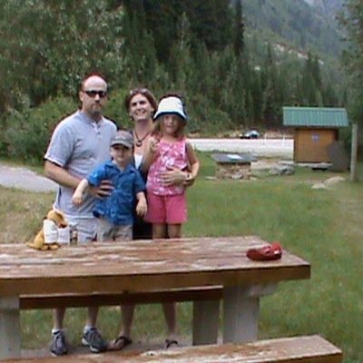 Avid reader and book fanatic, mom to three amazing kids, wife and homemaker.