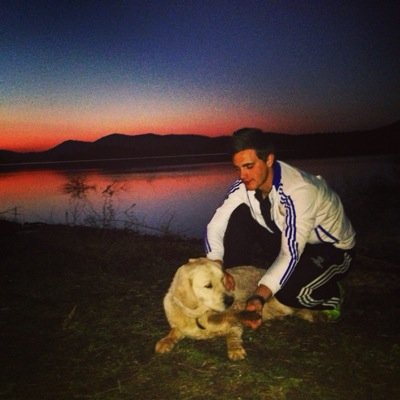 Quién pretende a todo el mundo agradar al final no hace a nadie feliz, yo prefiero tener enemigos de verdad y que esten orgullosos de mí.